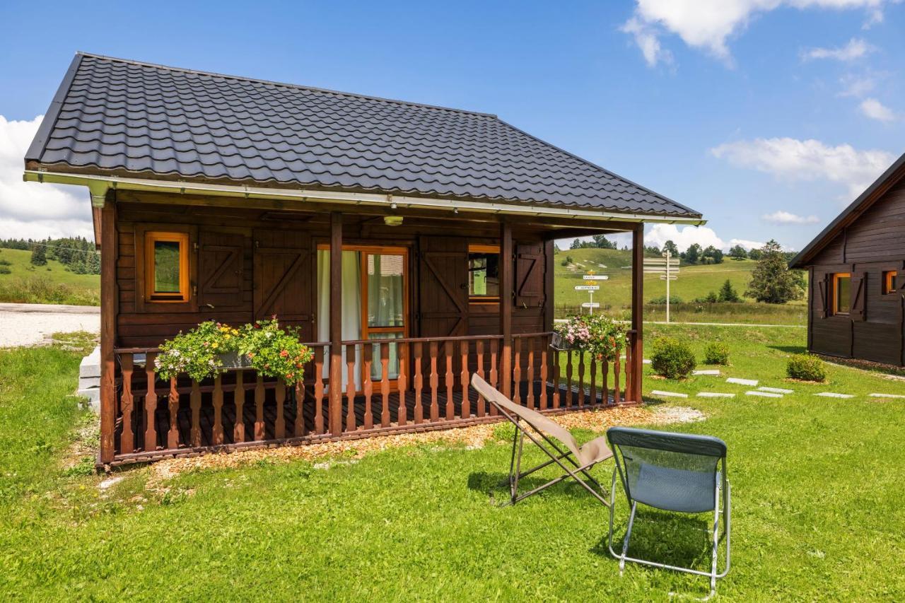 Villa L étincelle du Manon Lajoux Esterno foto